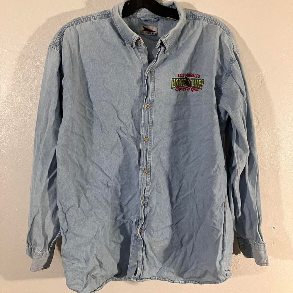Los Angeles Home Turf‎ Sports Grill Light Wash Denim Shacket Pro Edge